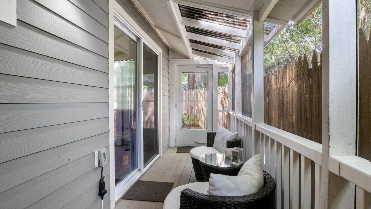 Photo of Patio Balcony in Historic Uptown