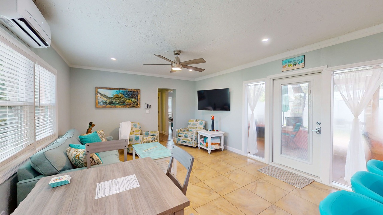 Photo of Livingroom in Laurel