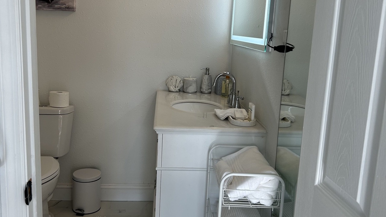 Photo of Bathroom in Fort George Island