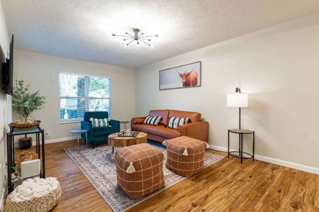 Photo of Livingroom in Murray Hill
