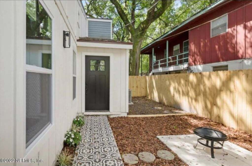 Photo of Patio Balcony in Murray Hill
