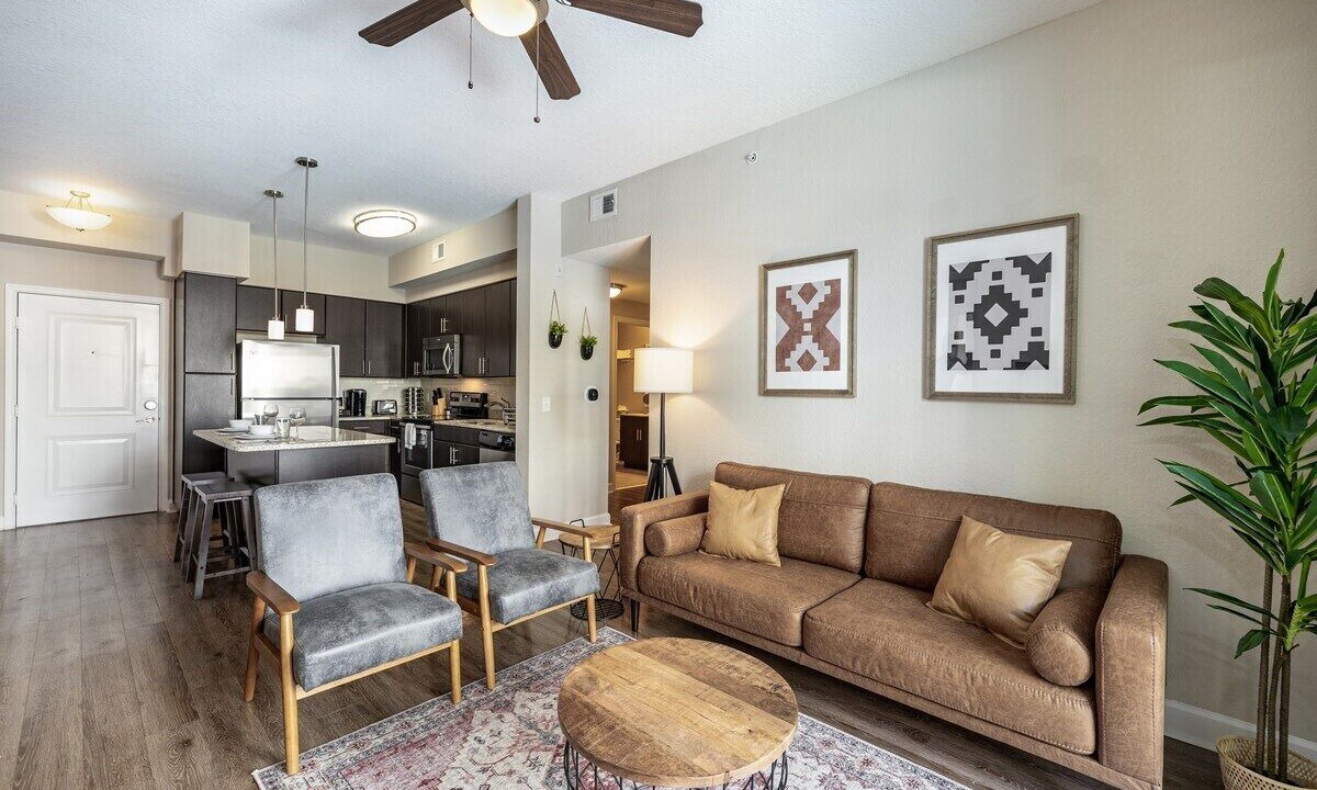 Photo of Livingroom in Carver City - Lincoln Gardens