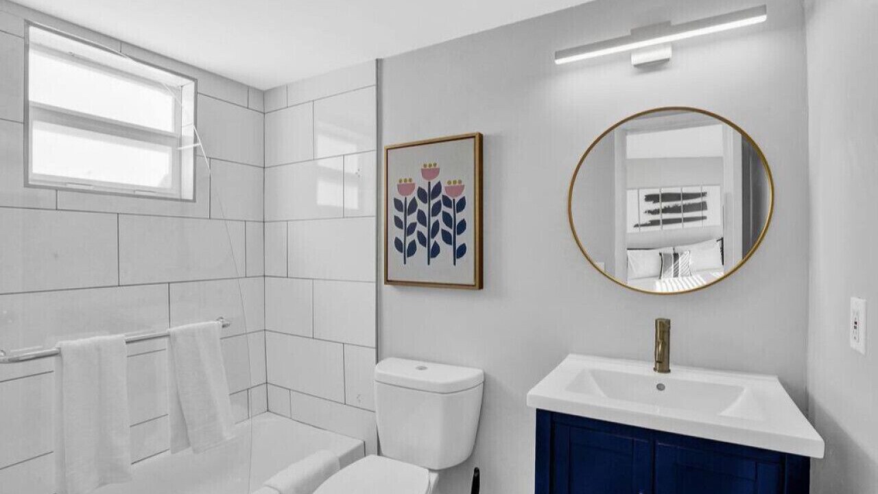 Photo of Bathroom in Poinciana Park