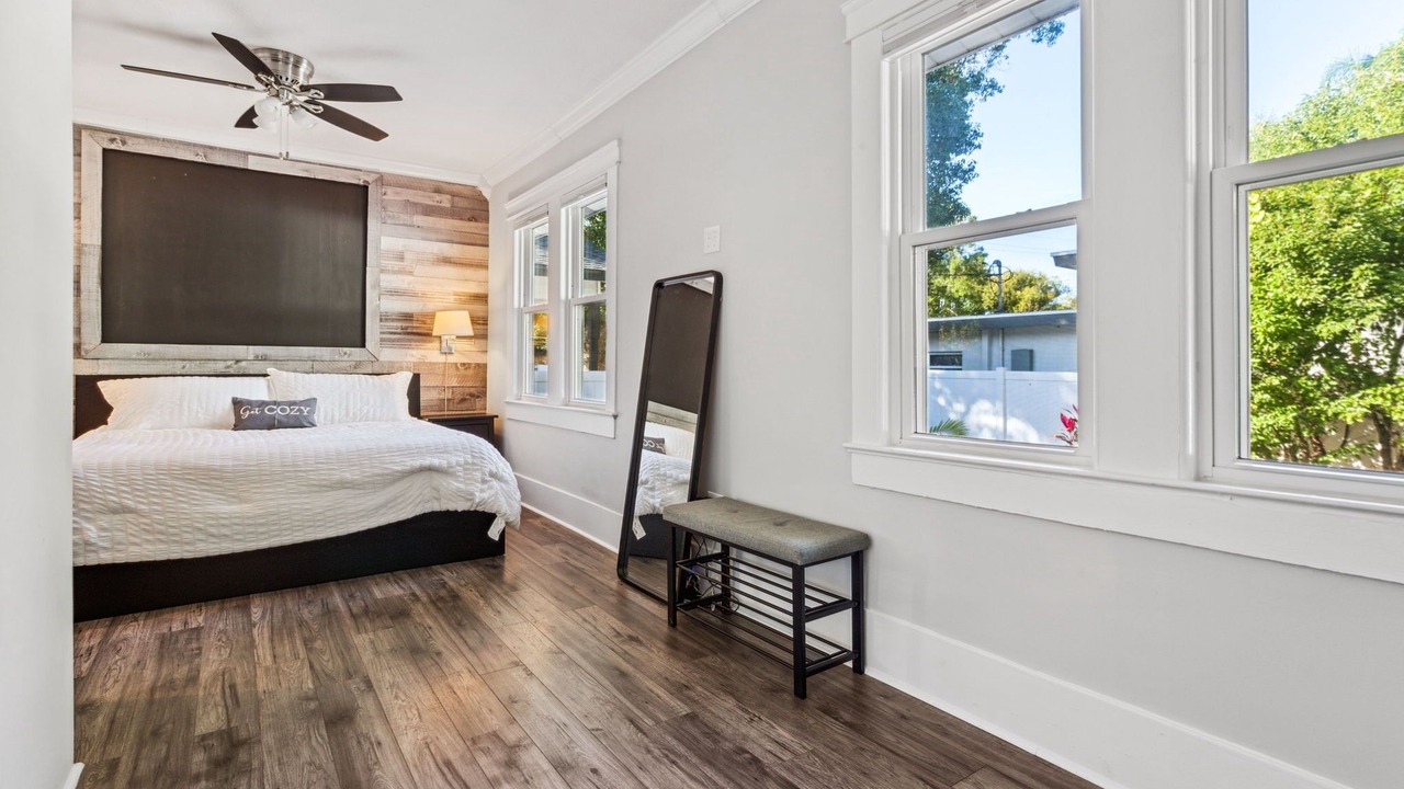Photo of Bedroom in Tampa Heights