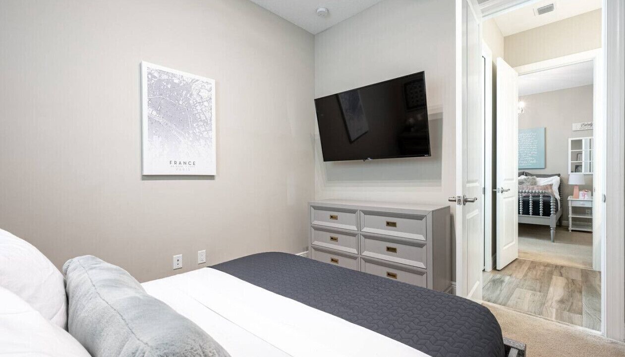 Photo of Bedroom in Parkland
