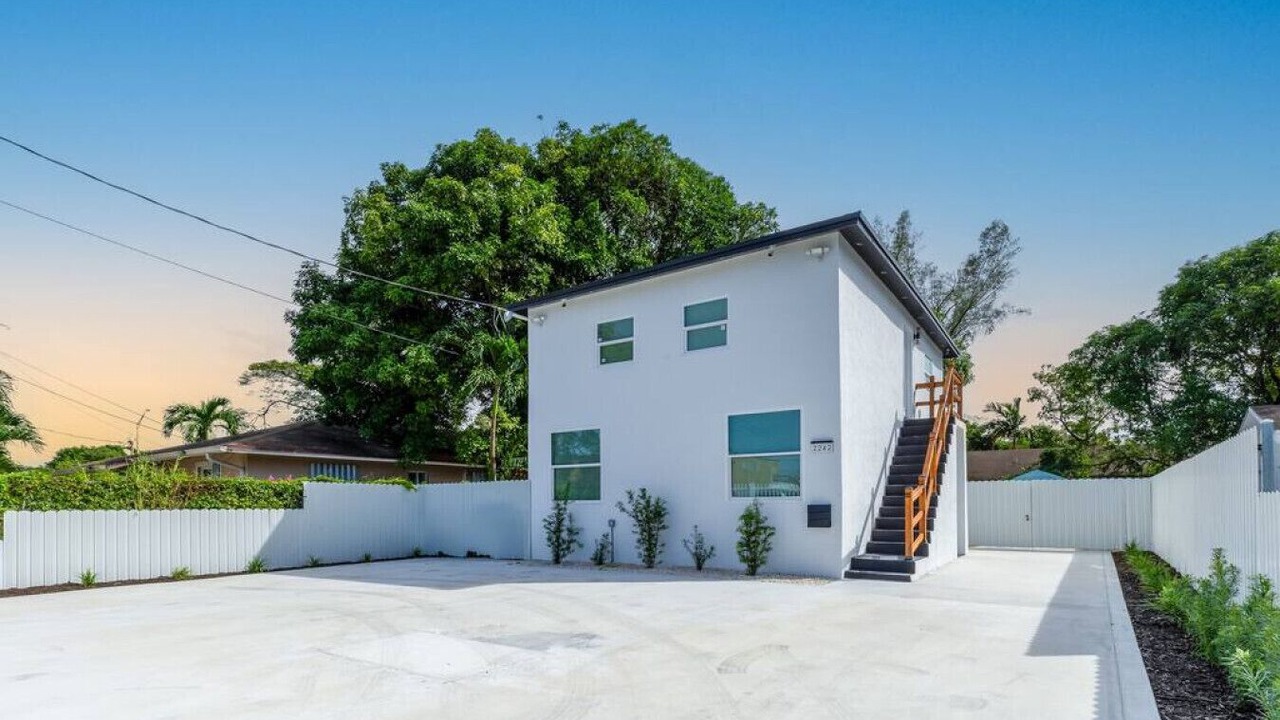 Photo of Outdoor in Gladeview