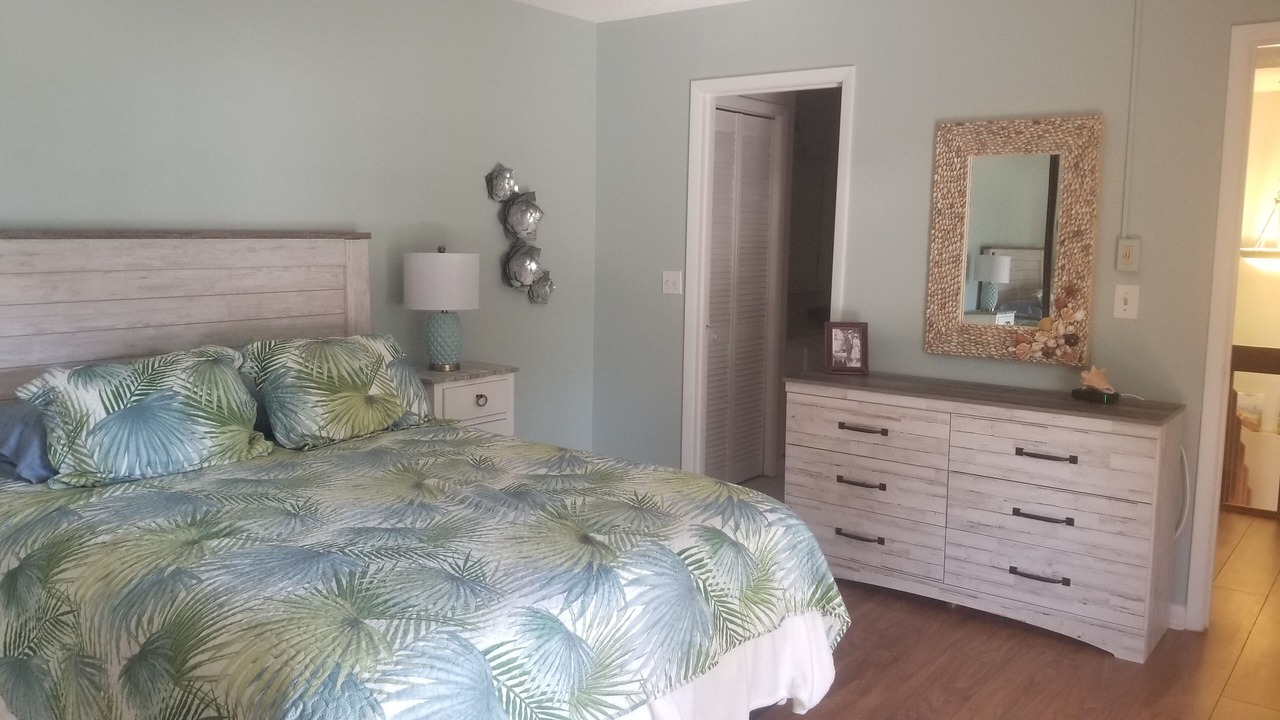Photo of Bedroom in Stuart