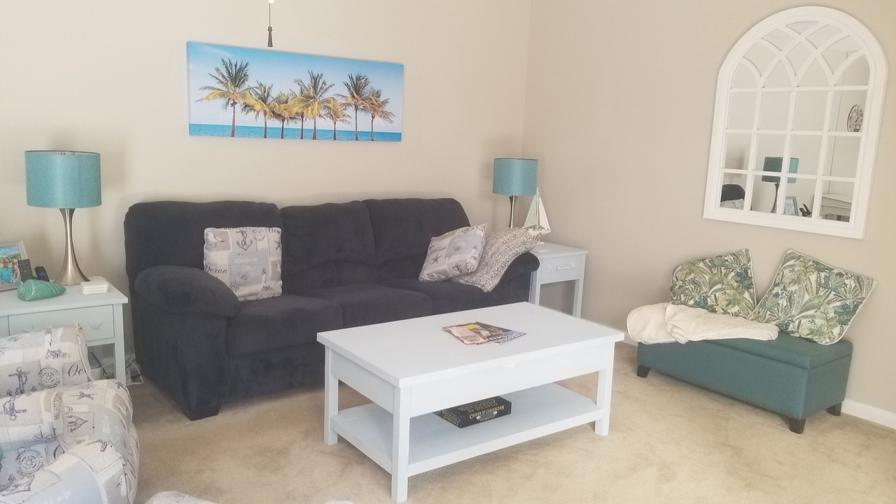 Photo of Livingroom in Stuart