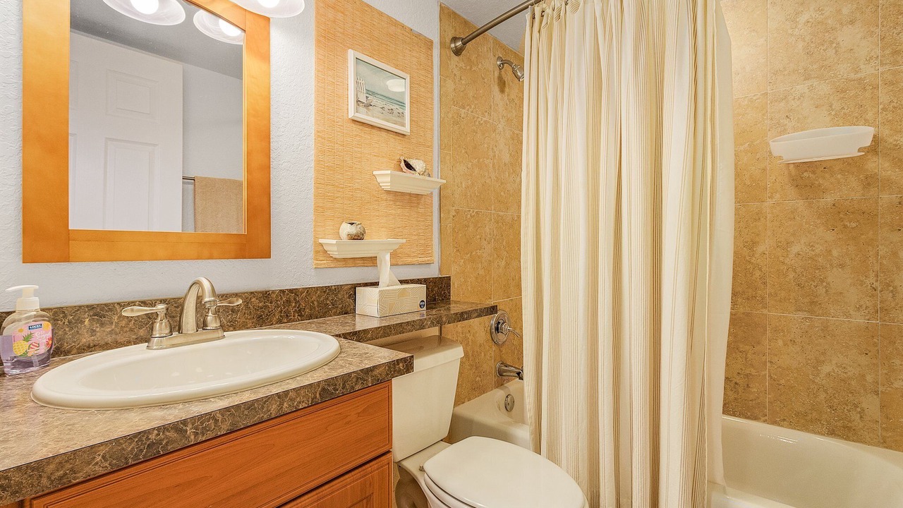 Photo of Bathroom in Bokeelia