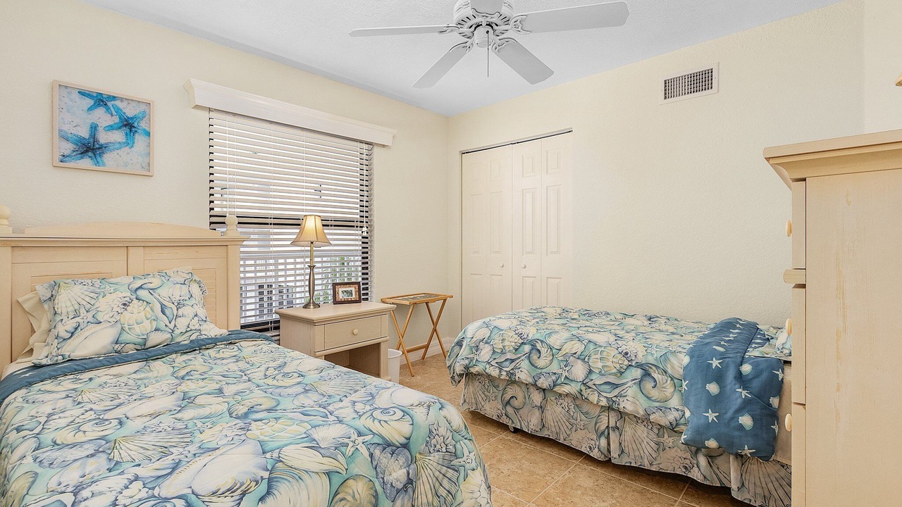 Photo of Bedroom in Bokeelia