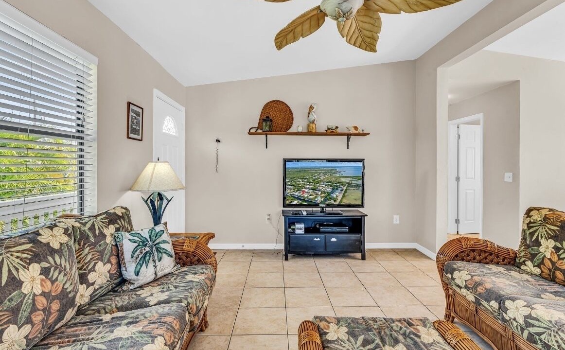 Photo of Livingroom in Eden Pines