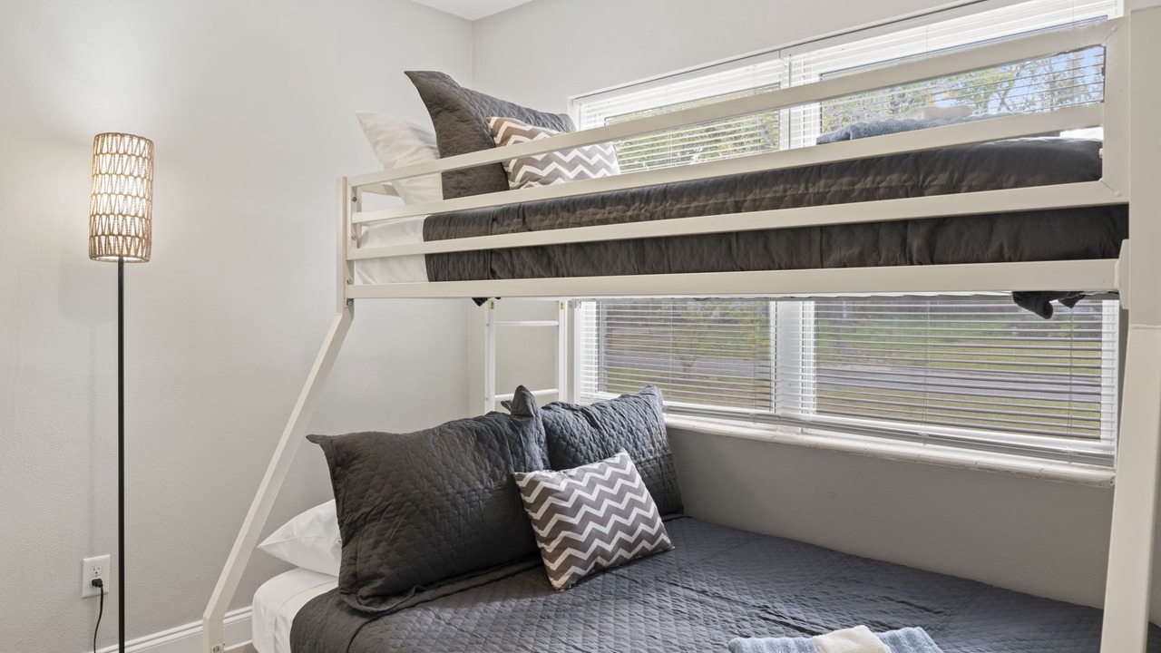 Photo of Bedroom in Avondale