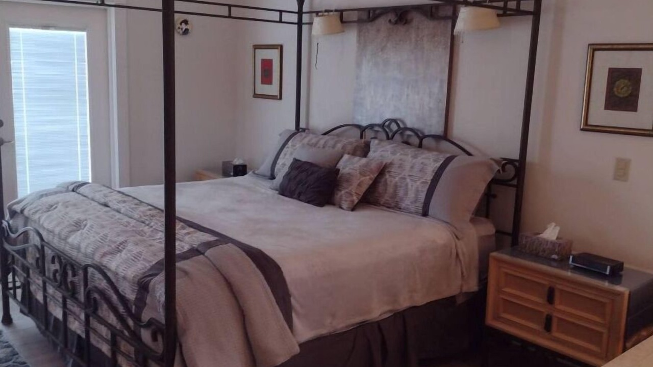 Photo of Bedroom in Fort Myers Shores