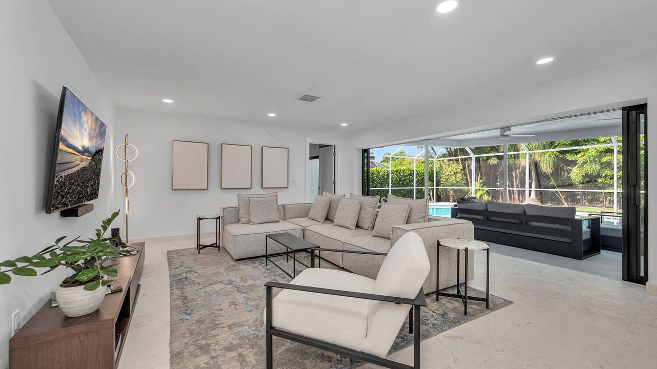 Photo of Livingroom in Park Shore