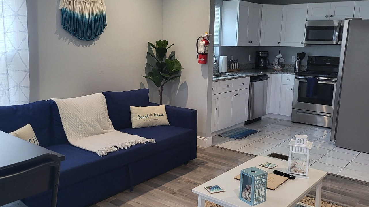 Photo of Livingroom in Smith's Memento