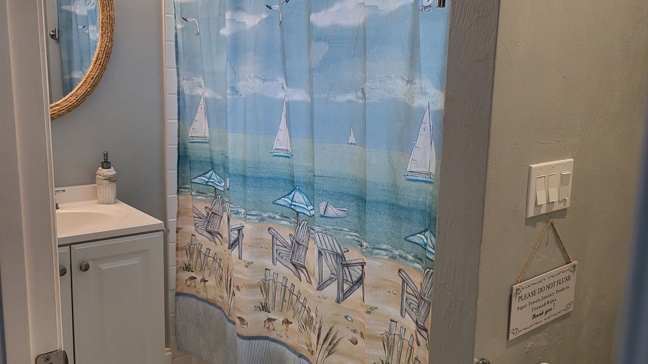 Photo of Bathroom in Smith's Memento