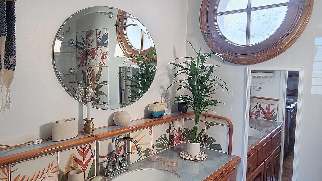 Photo of Bathroom in Historic Seaport