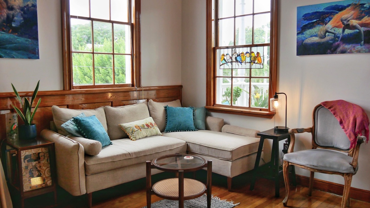 Photo of Livingroom in Historic Seaport
