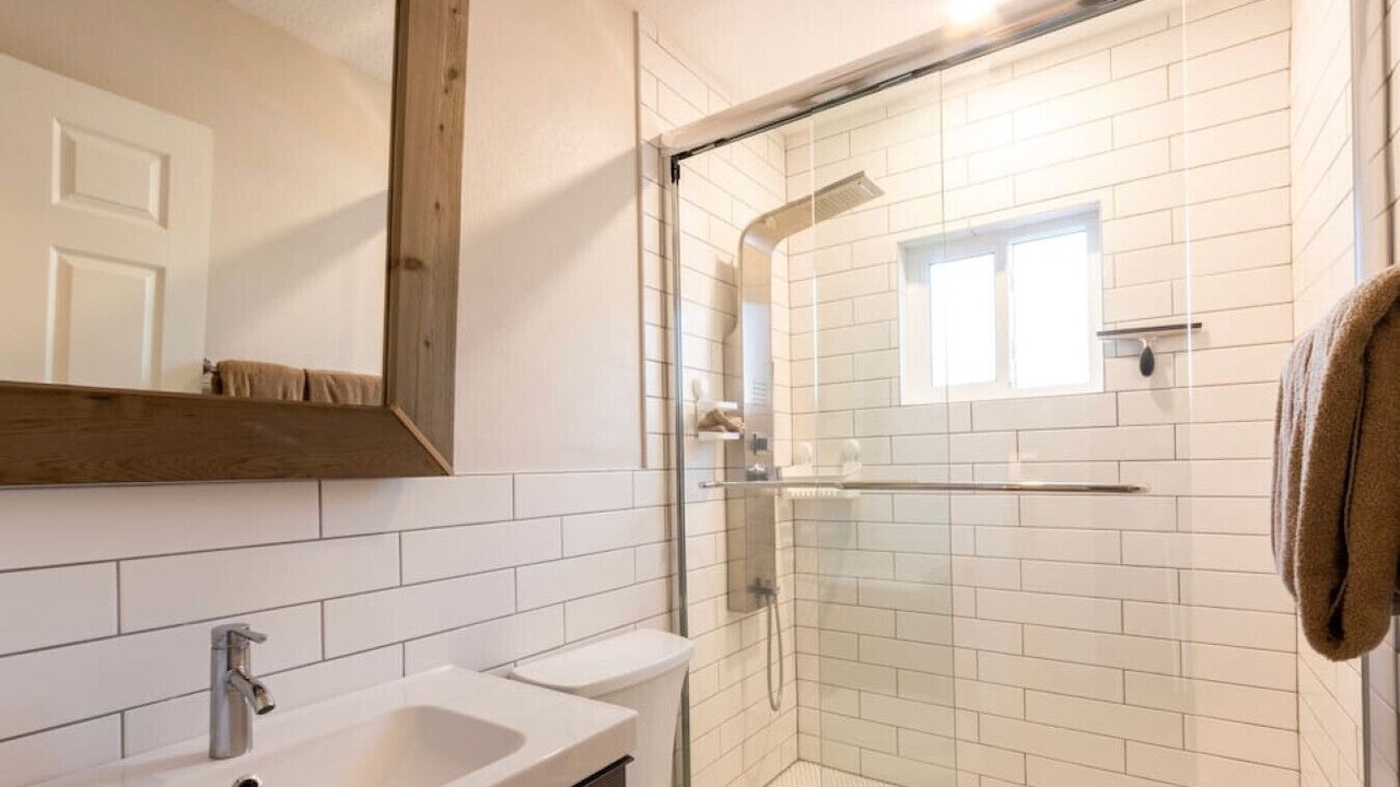 Photo of Bathroom in Horton Shores