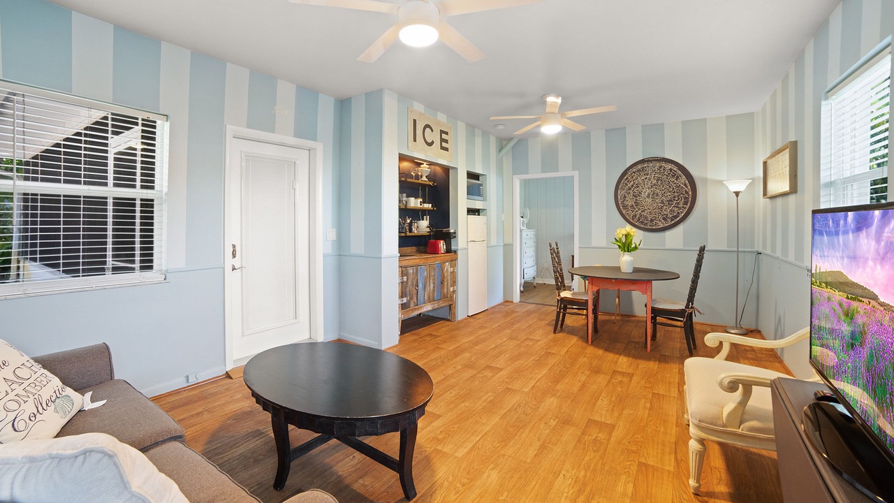 Photo of Livingroom in College Park