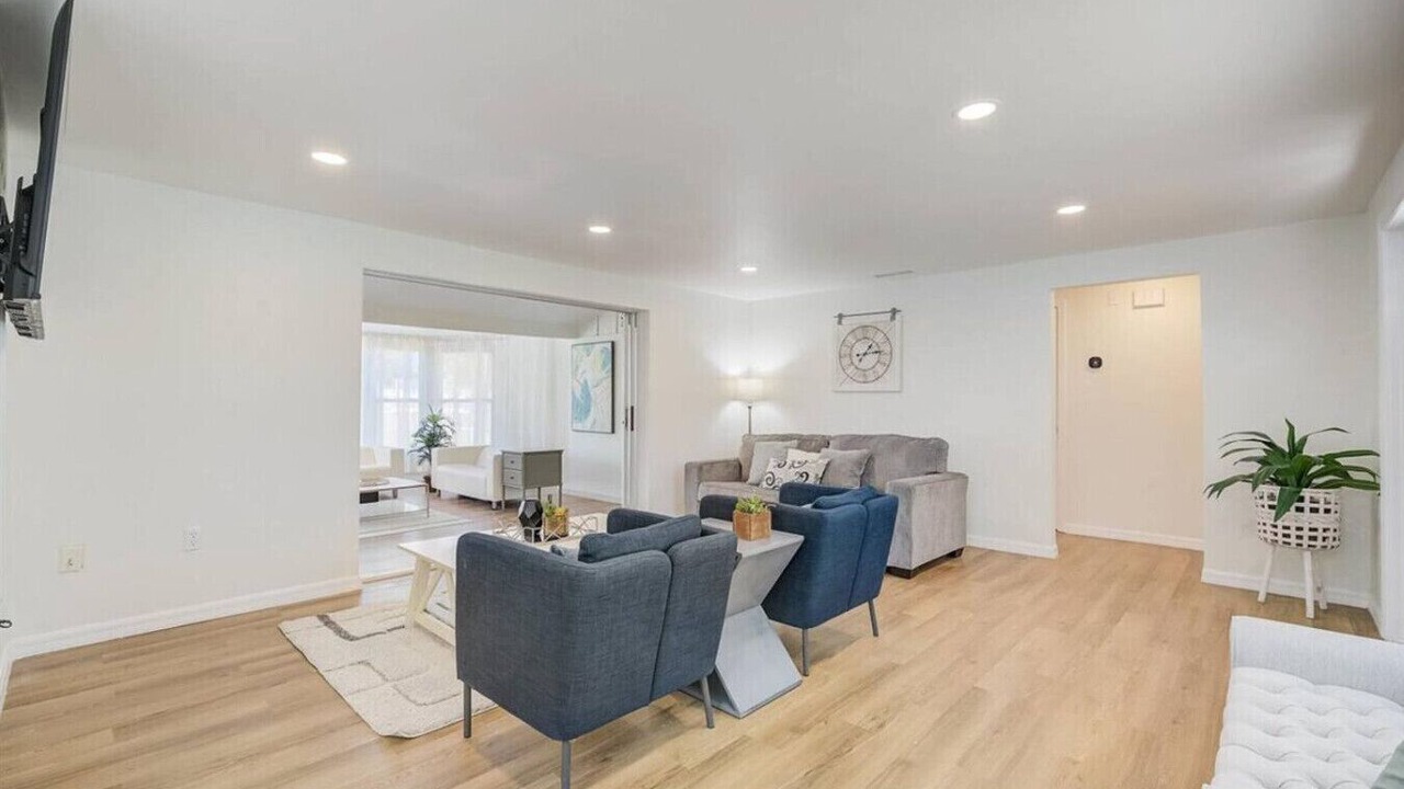 Photo of Livingroom in Bayshore Gardens