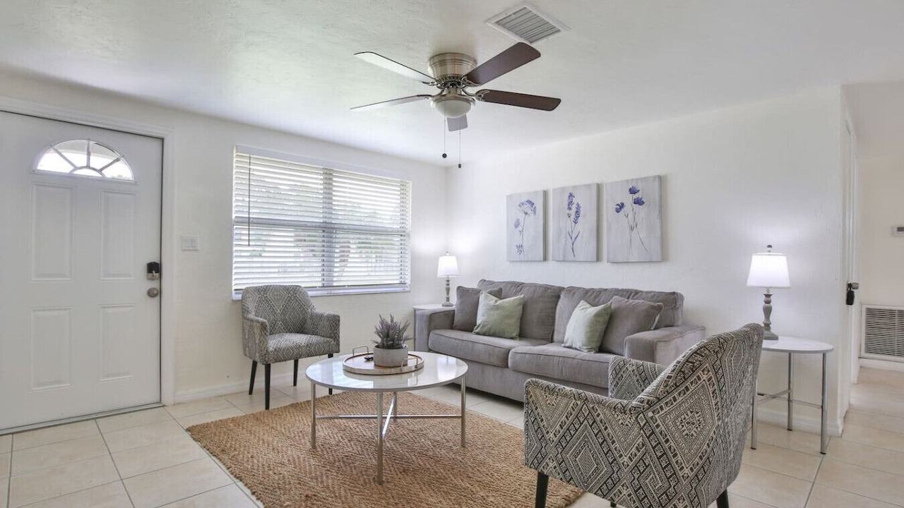 Photo of Others in Gulf Gate Estates
