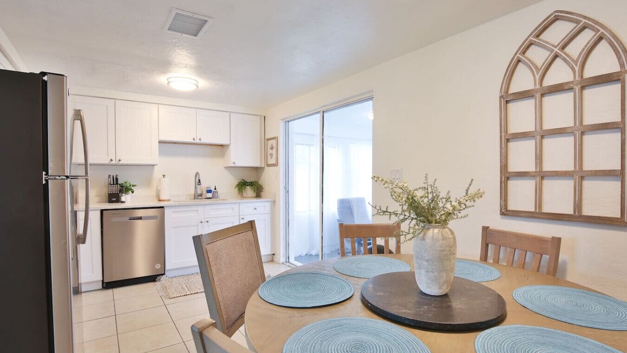 Photo of Others in Gulf Gate Estates
