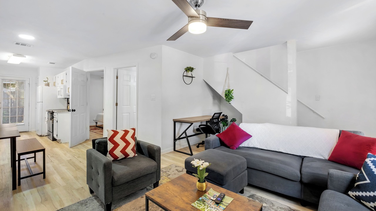 Photo of Livingroom in Griffin Heights