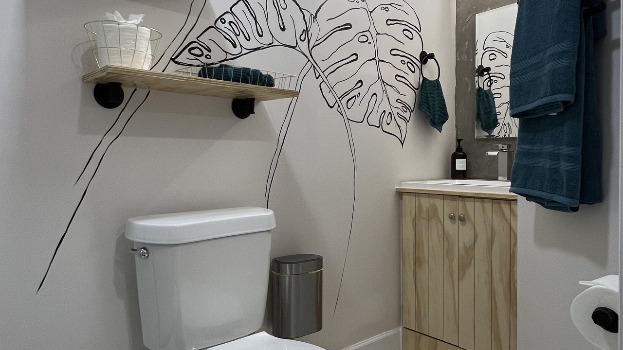 Photo of Bathroom in Sulphur Springs
