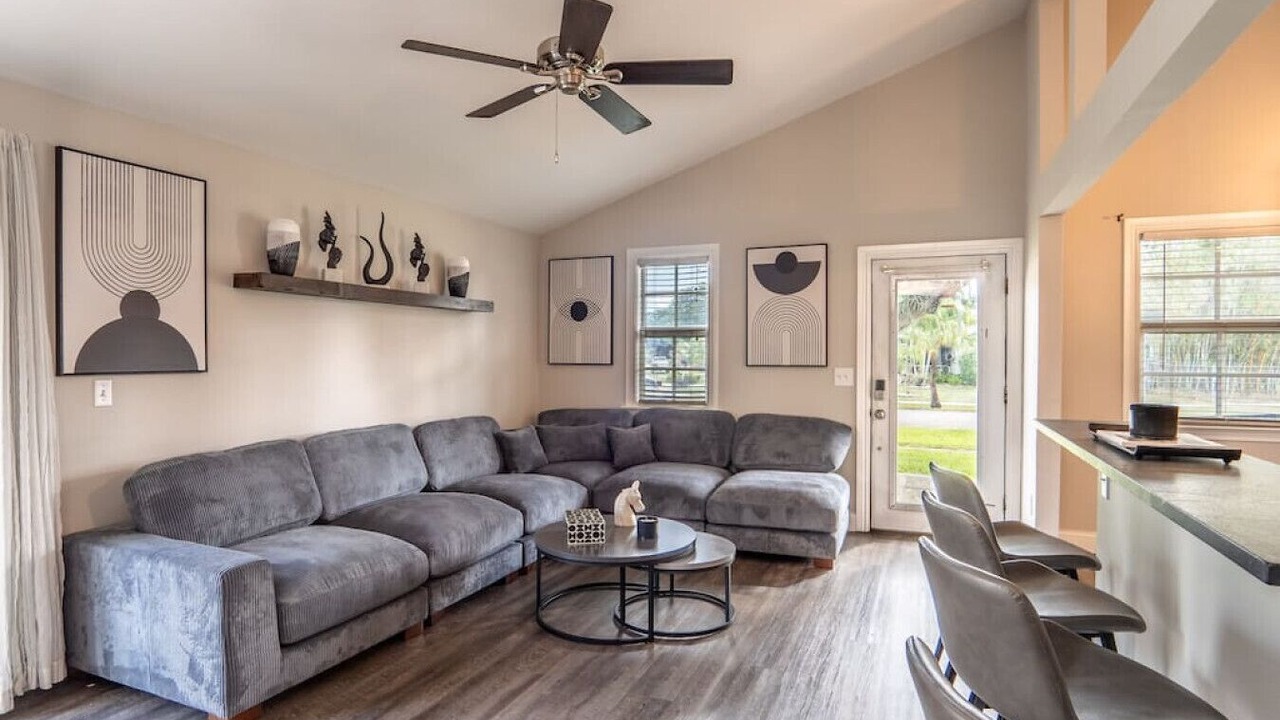 Photo of Livingroom in Royal Palm Beach
