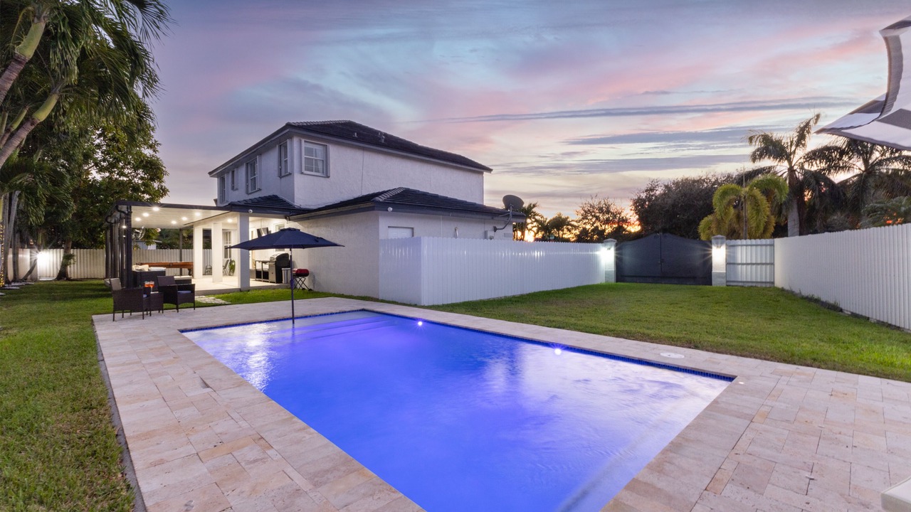 Photo of Outdoor in Ludlam