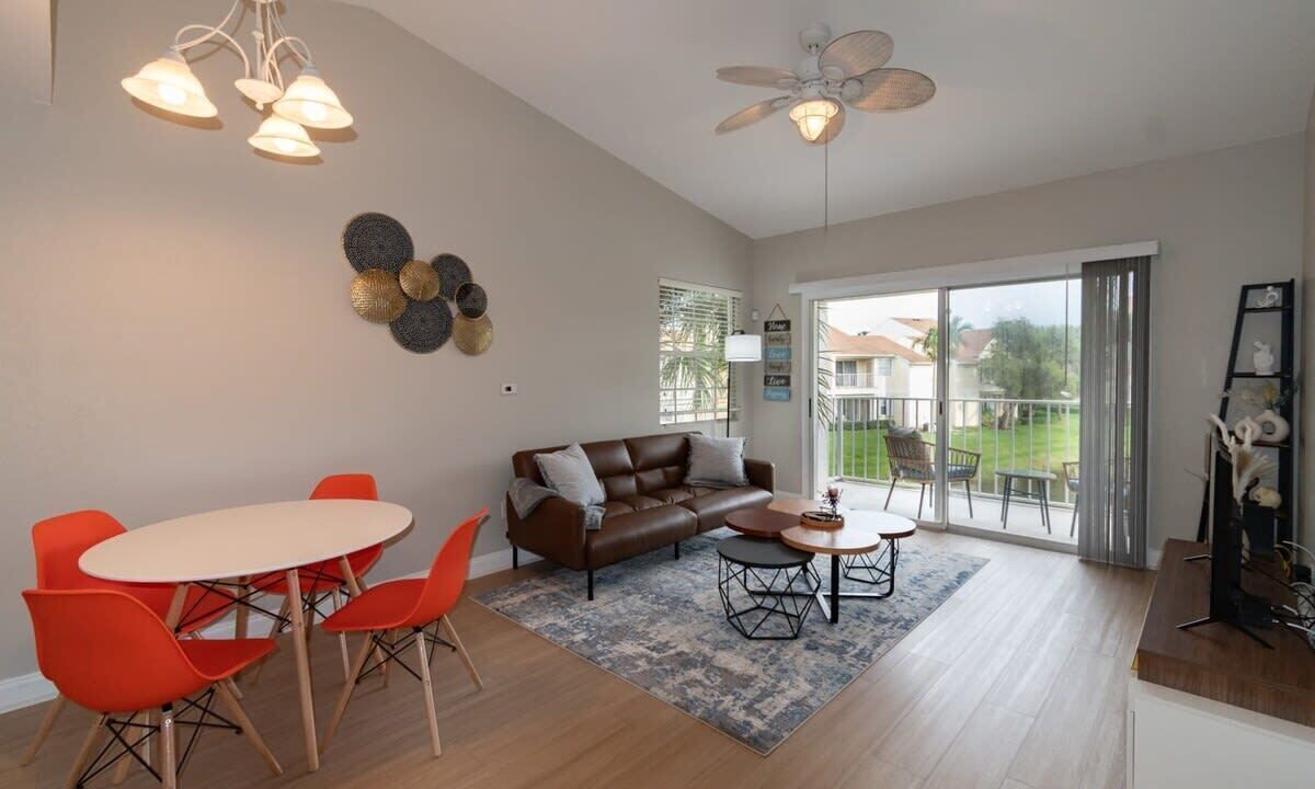 Photo of Livingroom in Ocean Side Village