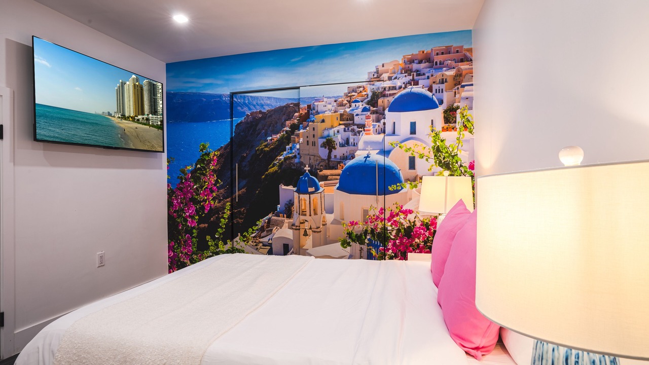 Photo of Bedroom in Ludlam