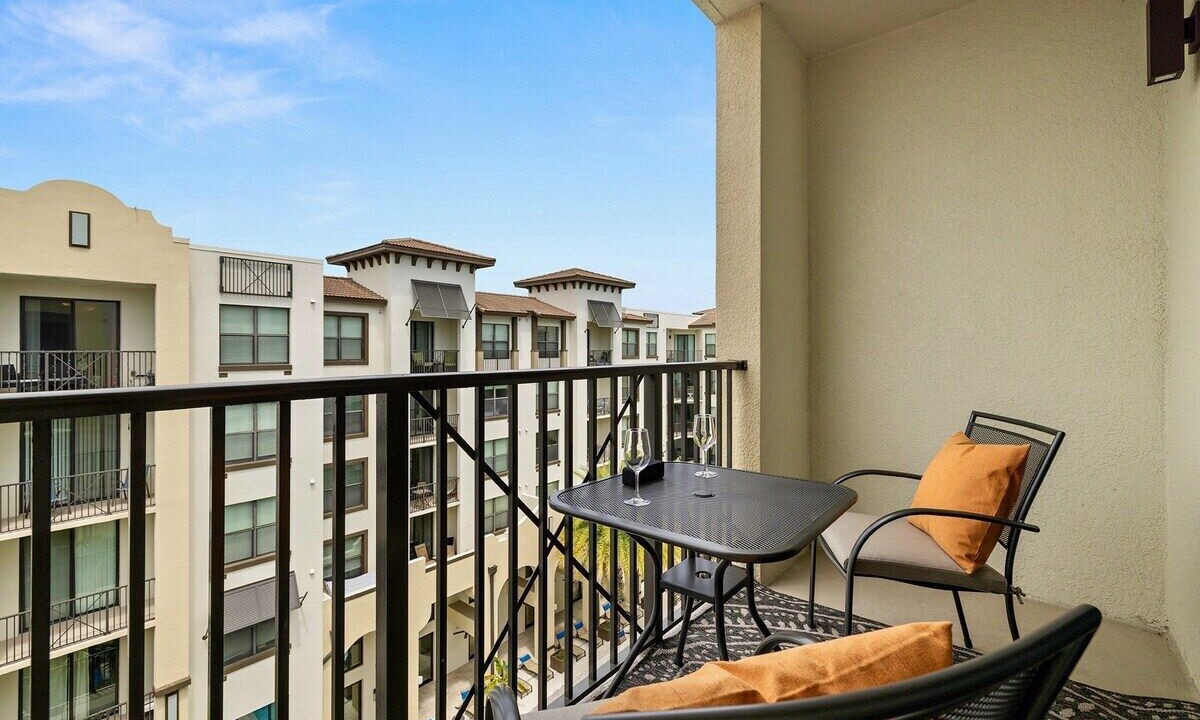 Photo of Outdoor in Carver City - Lincoln Gardens