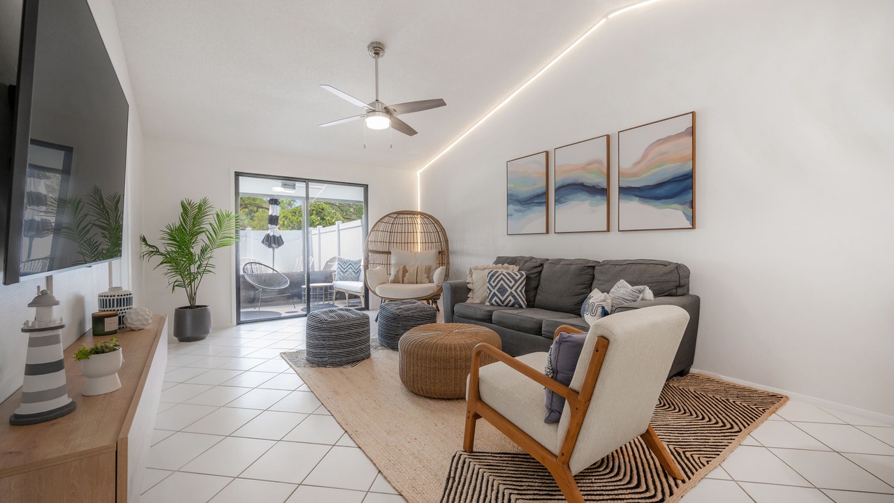 Photo of Livingroom in Oldsmar