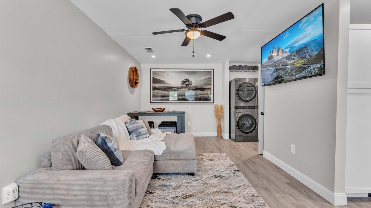 Photo of Livingroom in Winter Haven