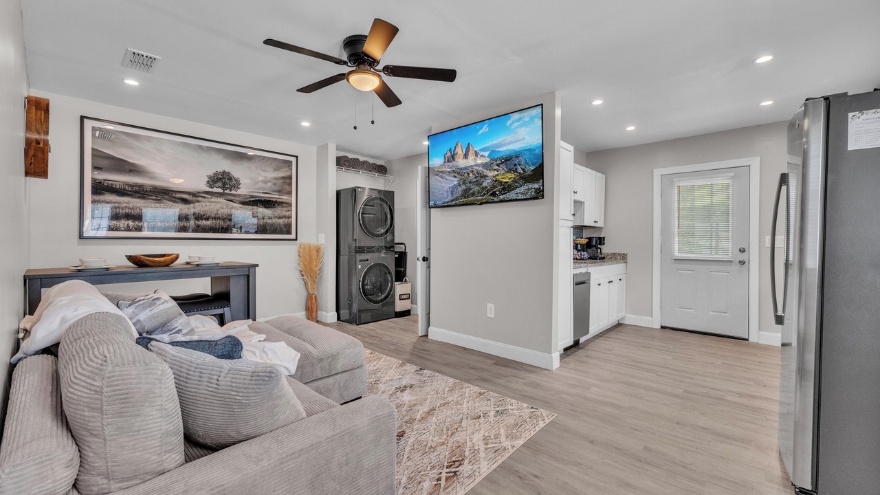 Photo of Livingroom in Winter Haven
