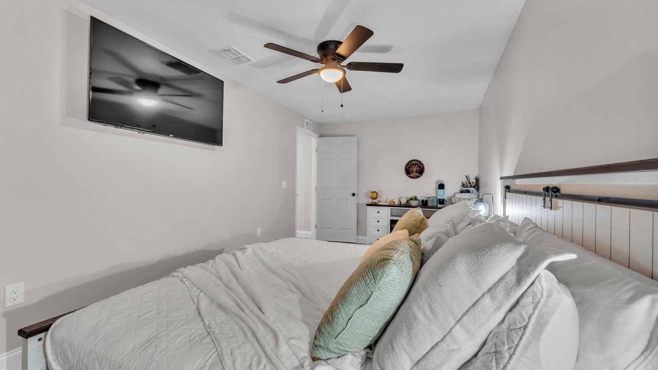 Photo of Bedroom in Winter Haven