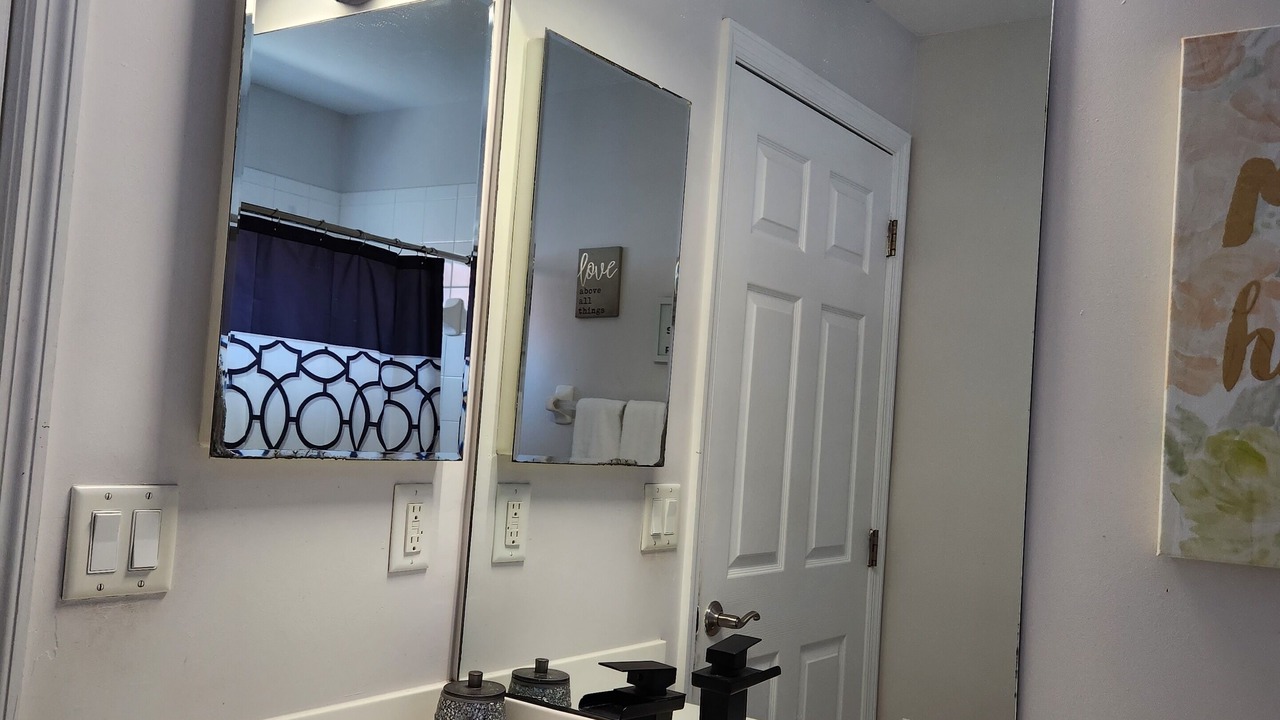Photo of Bathroom in Cascades