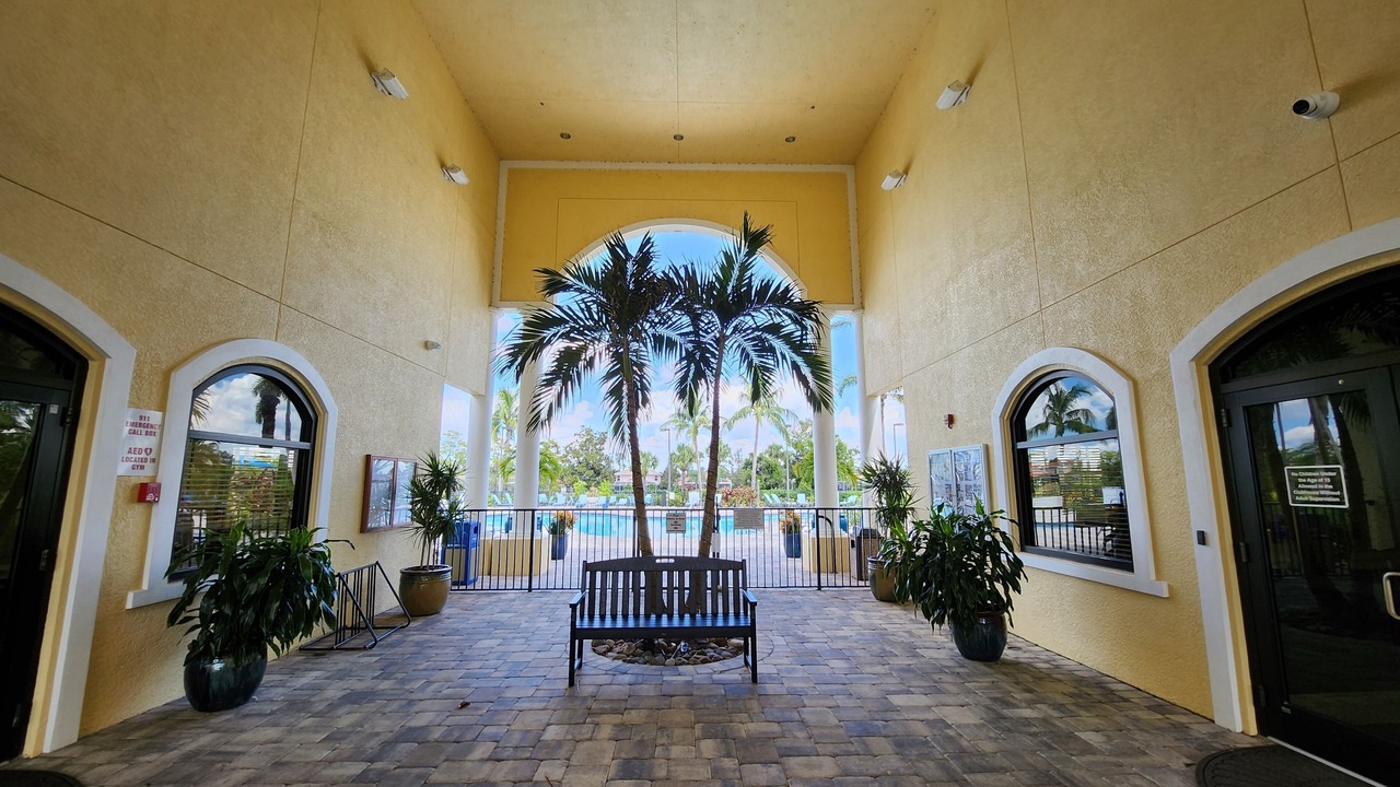 Photo of Patio Balcony in Cascades