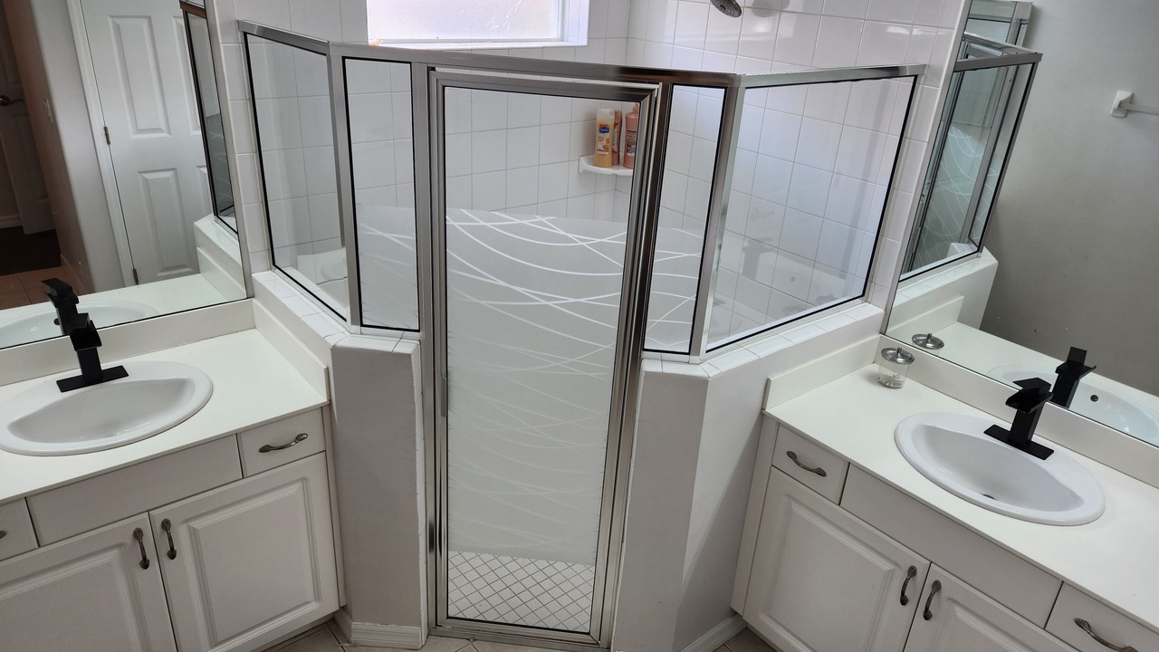 Photo of Bathroom in Cascades