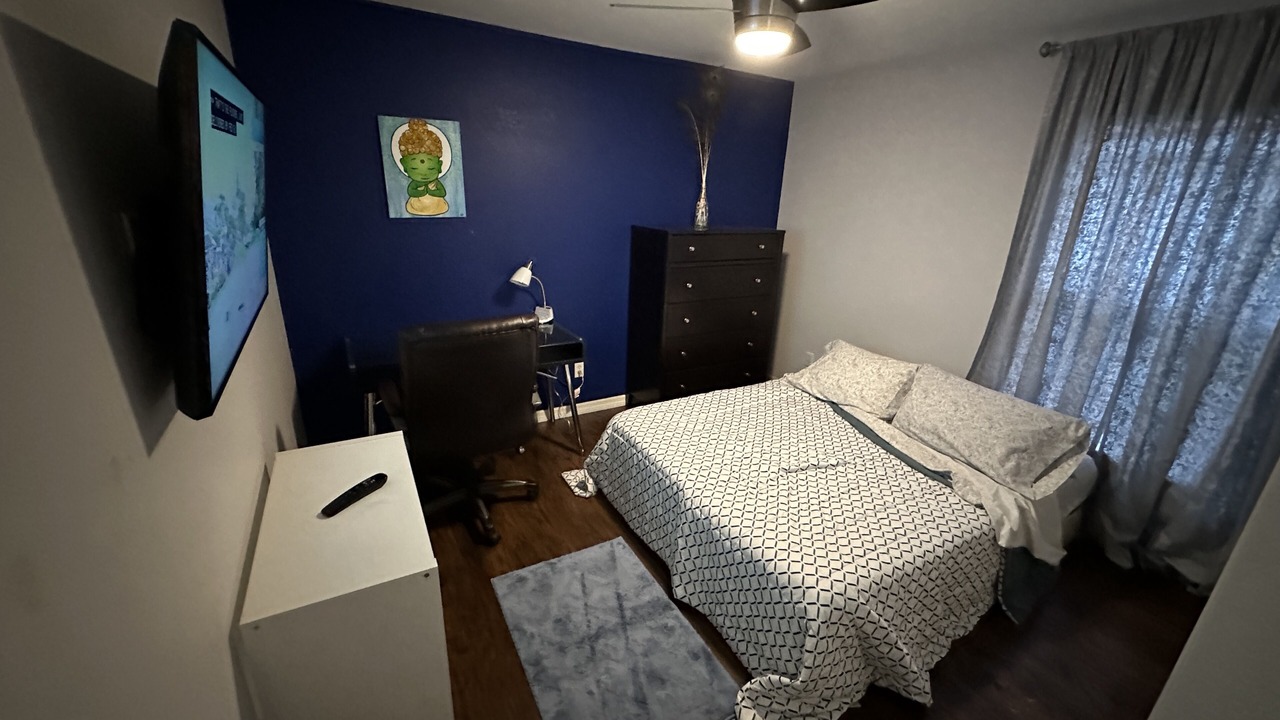 Photo of Bedroom in Cascades