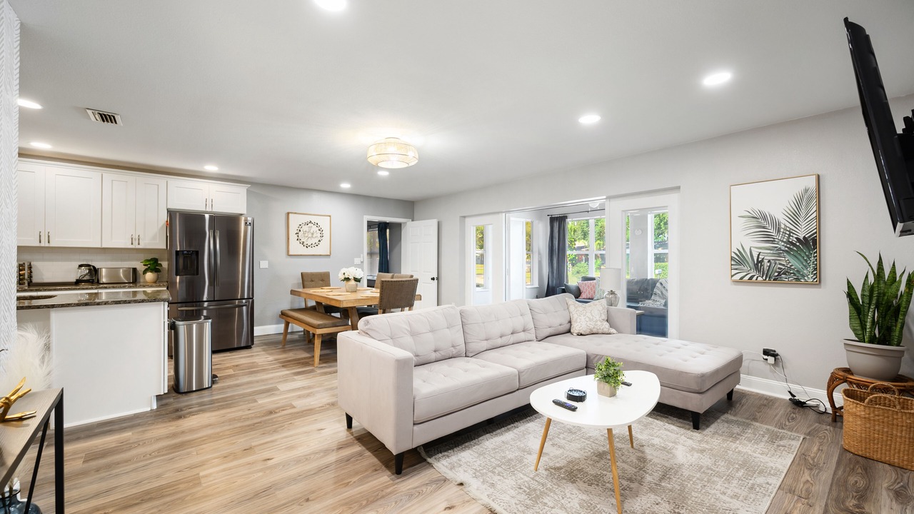 Photo of Livingroom in Winter Haven