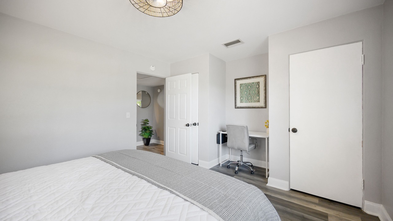 Photo of Bedroom in Winter Haven