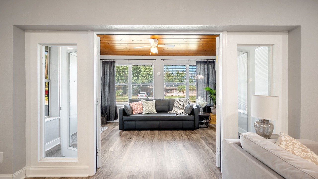 Photo of Livingroom in Winter Haven