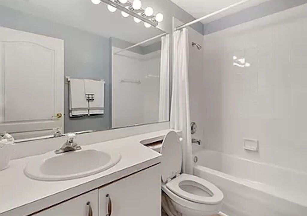 Photo of Bathroom in Naples