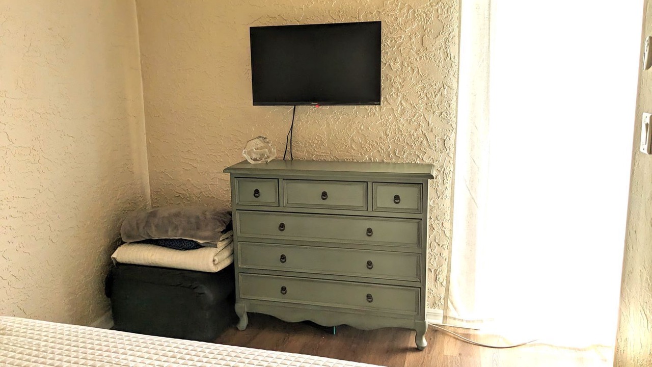 Photo of Bedroom in Imperial Golf Estates