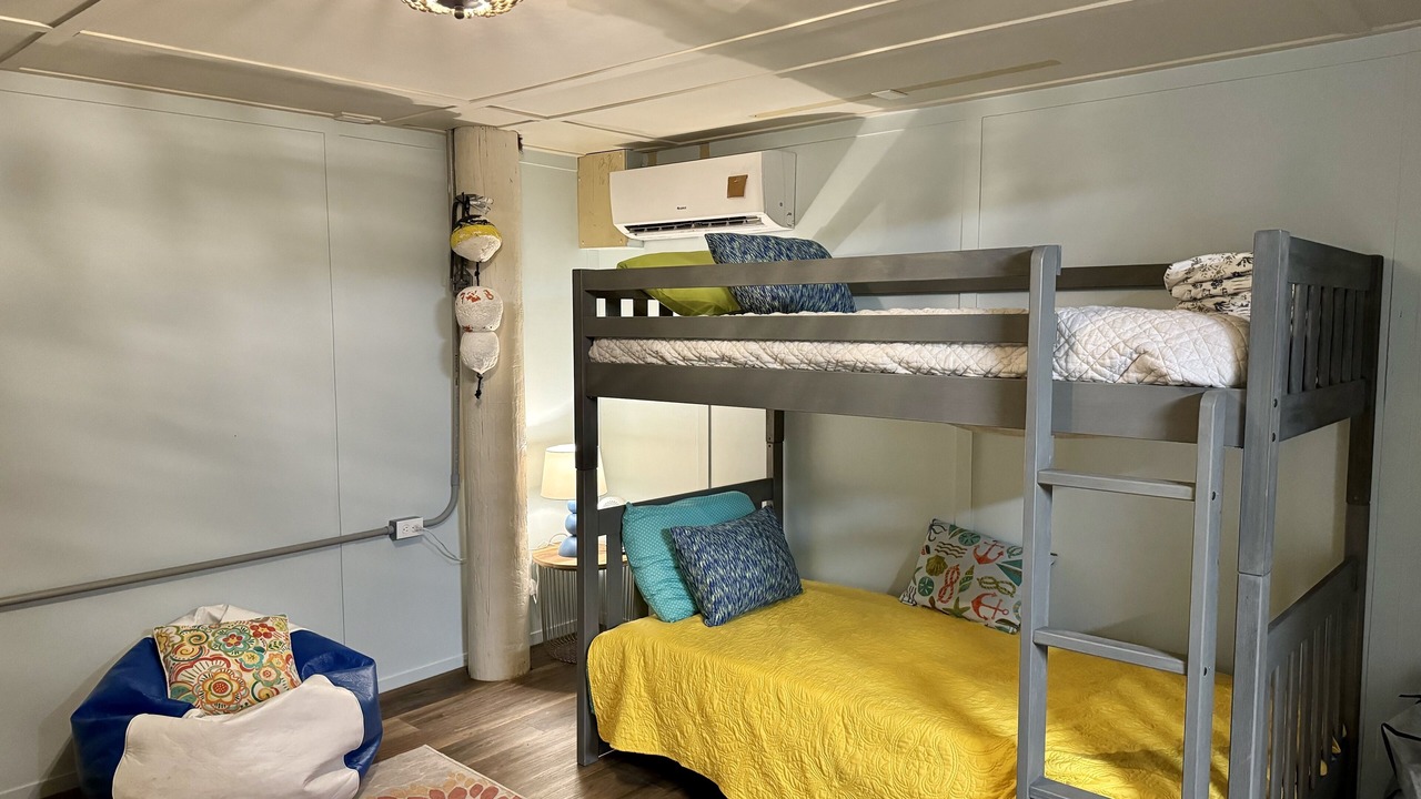 Photo of Bedroom in Alligator Point