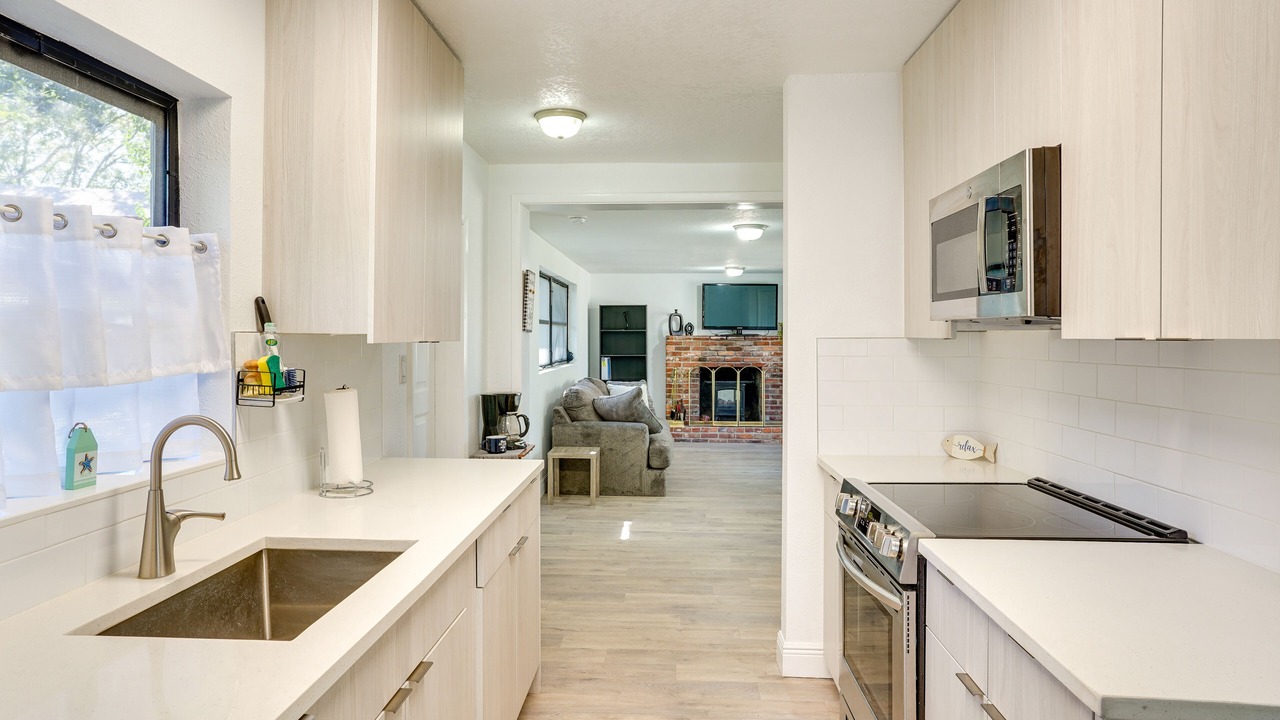 Photo of Kitchen in Cypress Gardens
