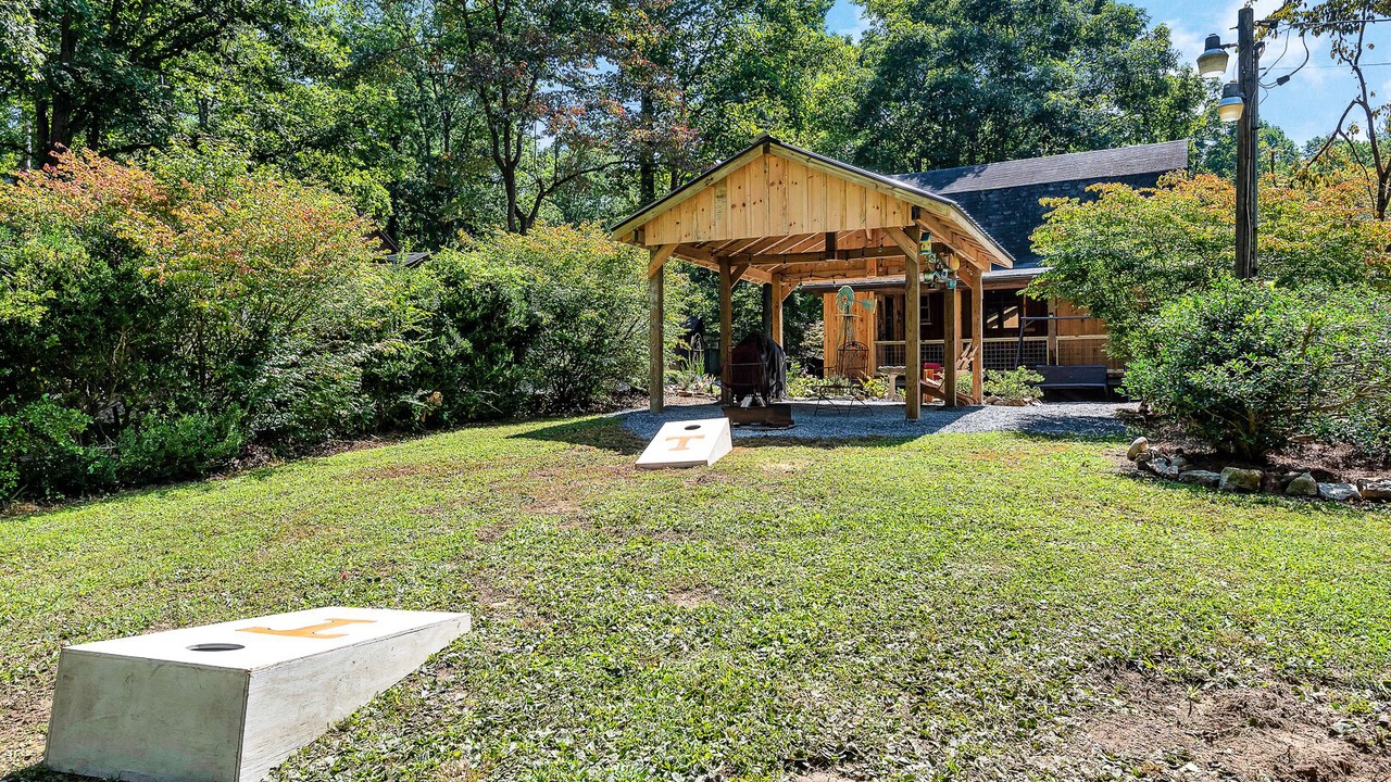 Photo of Outdoor in Tallassee